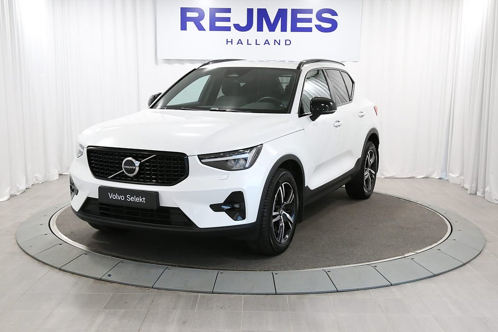 Volvo XC40 B4 FWD Bensin Plus Dark