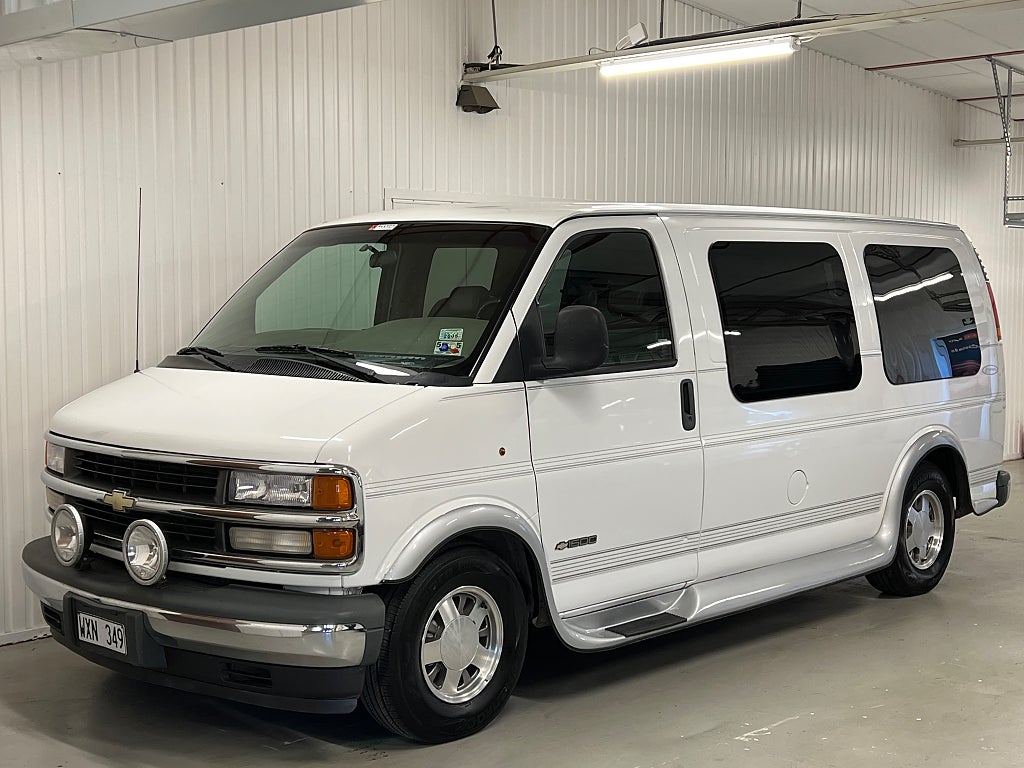 Chevrolet Express G1500 Conversion Van 5.7 V8 Hydra-Matic Unik