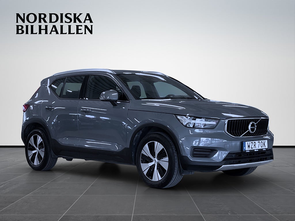 Volvo XC40 T5 Twin Engine DCT Momentum MOMS Dragkrok Värmare