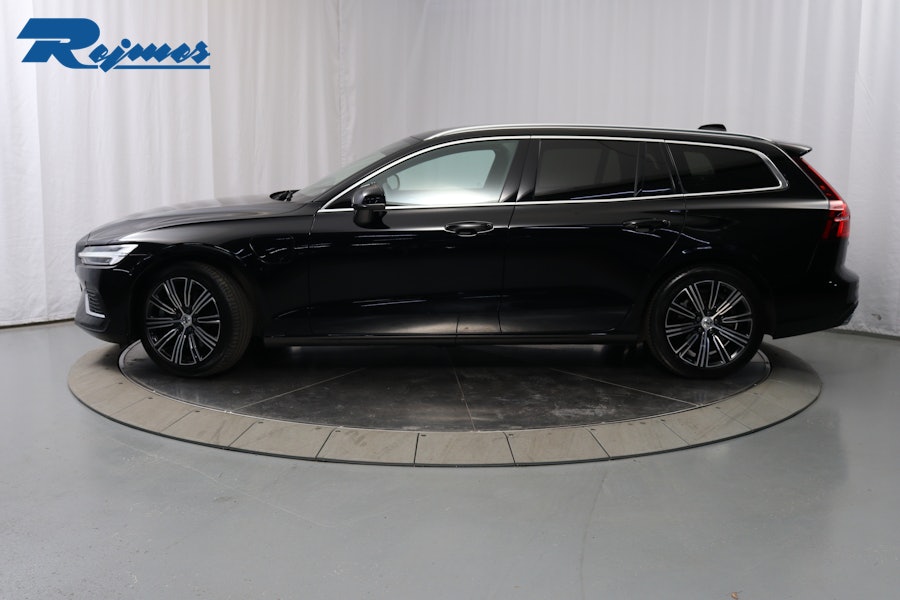 Volvo V60 2022, bild 2/58