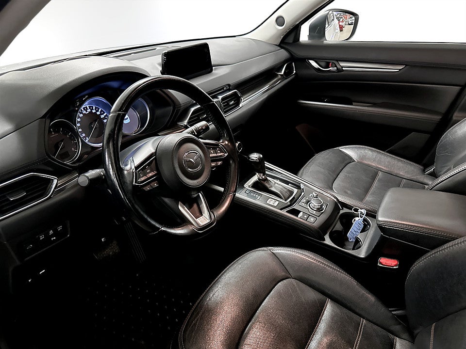 Bild på Mazda CX-5 Optimum 2.5 SKYACTIV-G 194hk Aut 4WD B-KAMERA ELSTOL