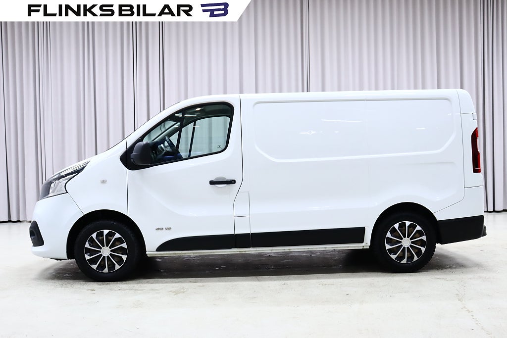 Renault trafic dCi 115HK Inredd|Drag|Värmare|GPS|Backkamera