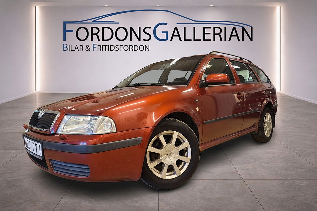 Skoda Octavia Tour Kombi 1.6 MPI AUTOMAT
