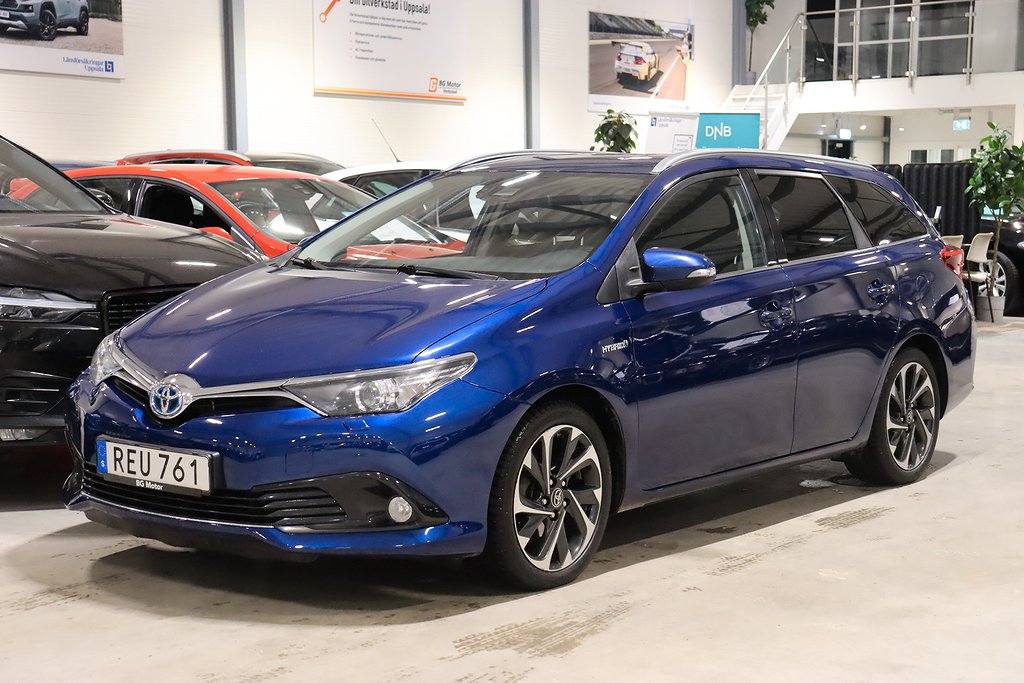 Toyota Auris Touring Sports Hybrid 136HK Active Plus Automat