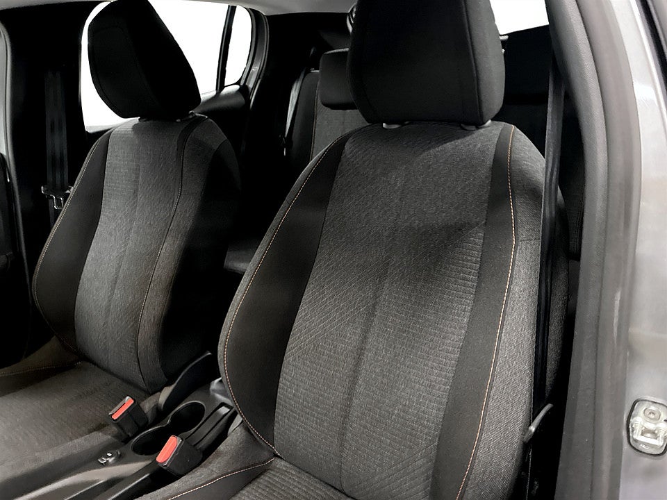Bild på Peugeot 208 Style Hybrid 100hk Aut CARPLAY BACKSENSORER
