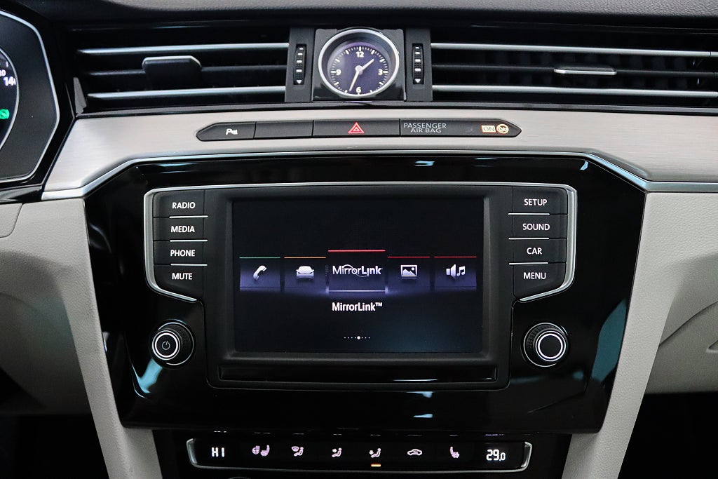 Volkswagen Passat 2.0 TDI GT Executive Skinn Dragkrok