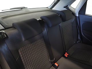 Halvkombi Volkswagen Polo 12 av 18