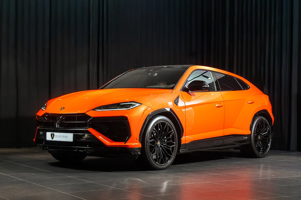 Lamborghini Urus SE / Full Carbon / Night vision / Leasebar