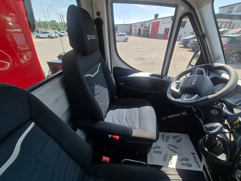 Iveco Daily 72C18 Automat Kranbil Fassi Kran Euro 6