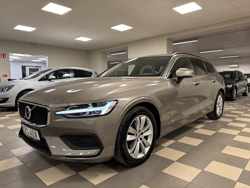 Volvo V60 B4 B-kamera CarPlay Navi Drag VOC Geartronic  197 Hk