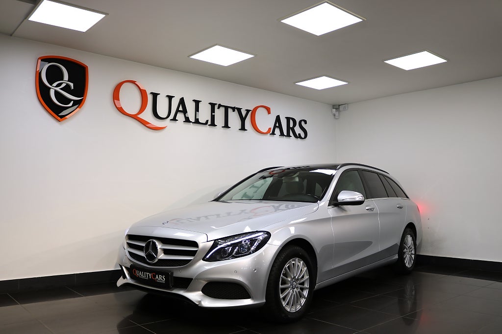 Mercedes-Benz C220 T d Panoramatak / Dieselvärmare / Svensksåld