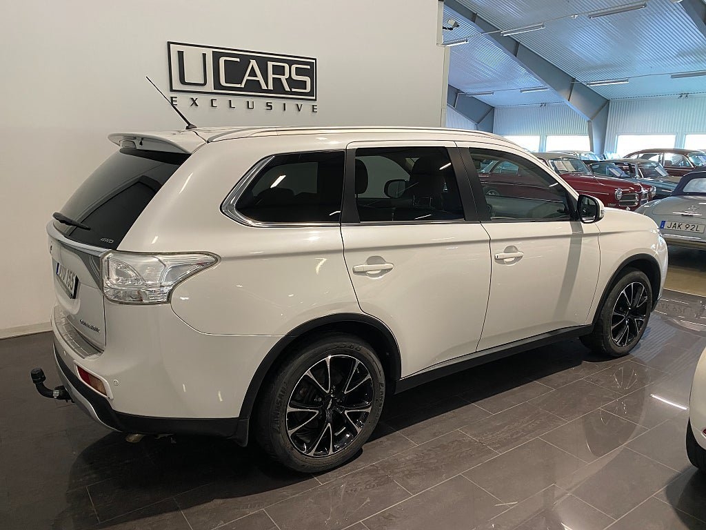 Mitsubishi Outlander 2015, bild 2/48