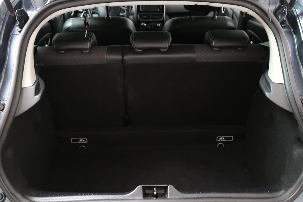 Renault Clio 0,9 TCe Intens Navi PDC Keyless Blåtand