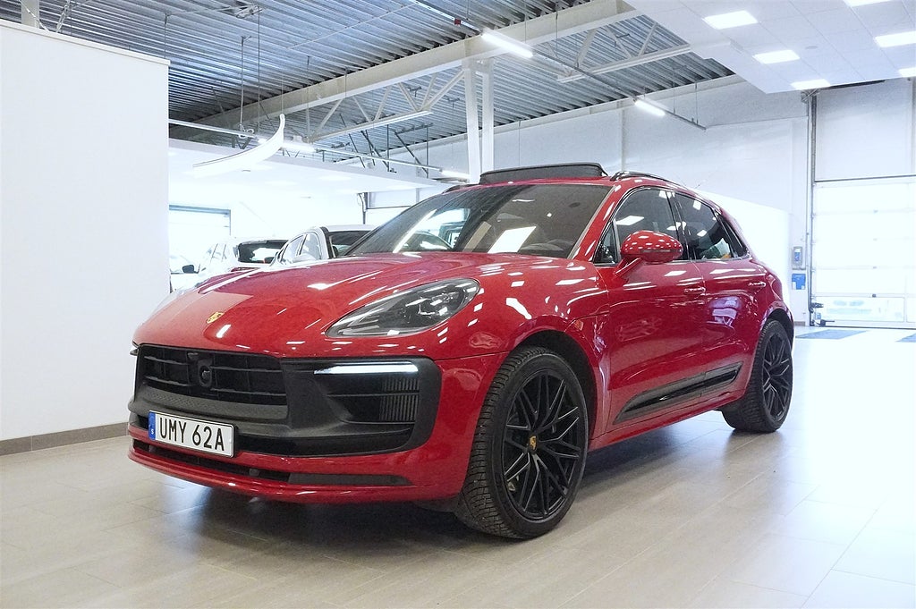 Porsche Macan GTS Sport Chrono Värmare Pano Drag | Ränta 2,99%