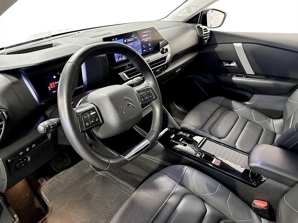 Bild på Citroën C4-X Shine 1.2 PT 130hk Aut B-KAMERA CARPLAY