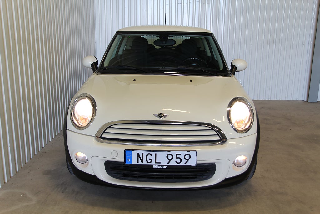 MINI One Nyservad, nybesiktigad m,m