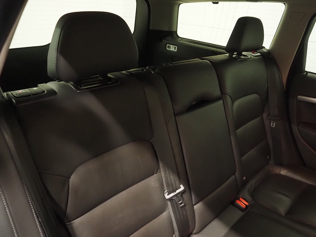 Volvo V70 D2 Geartronic Momentum Drag BLIS Farthållare Skinn 2015