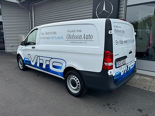 Transportbil - Skåp Mercedes-Benz eVito 4 av 20