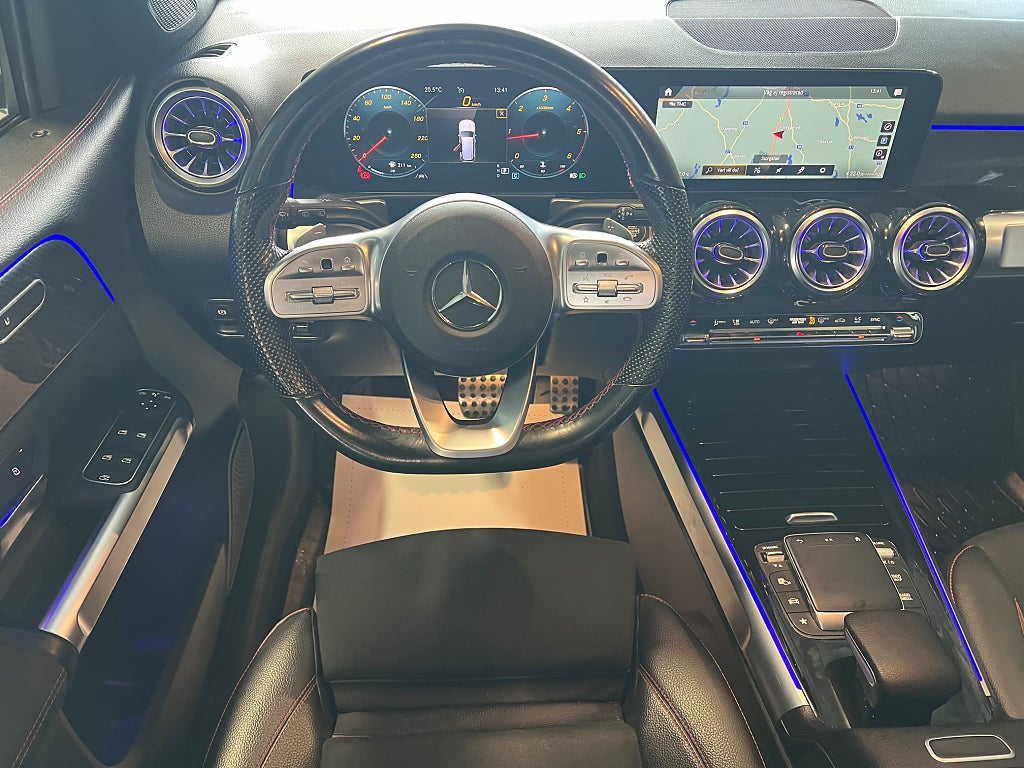 Mercedes-Benz GLB 2023 - miniatyr 13