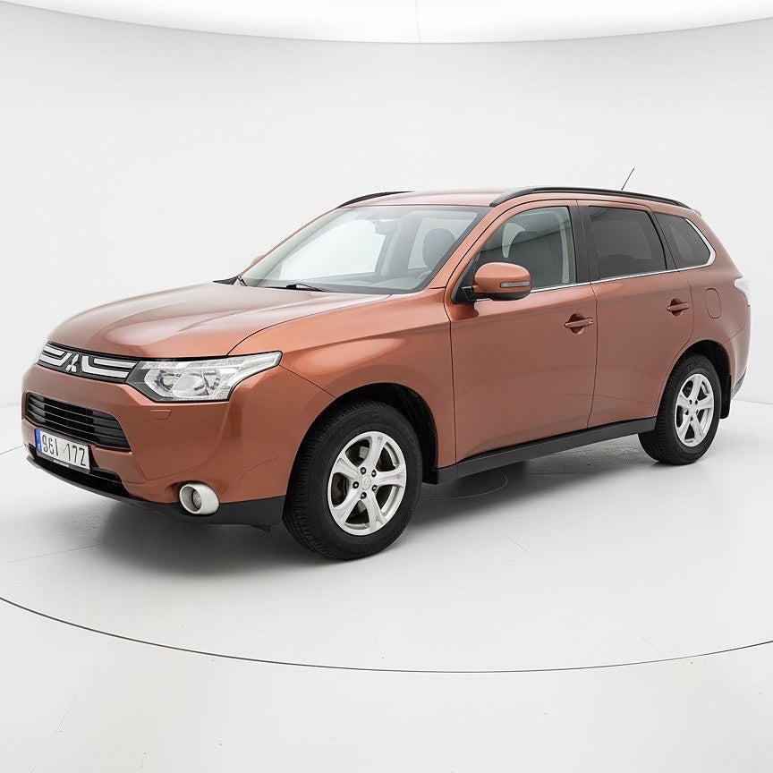 Mitsubishi Outlander  7 sits 2.2 Di-D 4WD Business