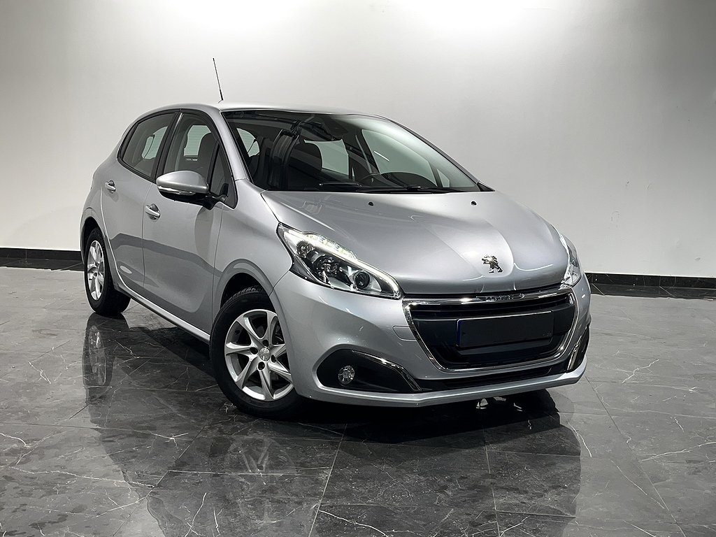 Peugeot 208 5-dörrar 1.2 VTi AUTO SVENSK LÅGMIL RÄNTEKAMPANJ 3.95 %