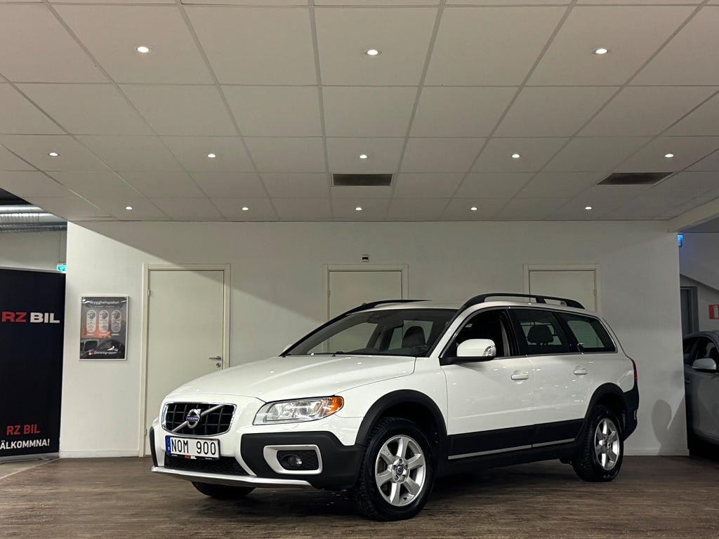 Volvo XC70 D4 AWD Momentum /LÄDER STOLAR/ 1300kr/mån