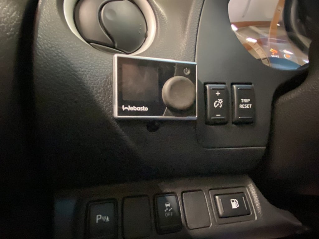 Nissan Navara Dubbelhytt 2.3 dCi 4WD Euro 6 Dieselvärmare Kåpa – bild 20