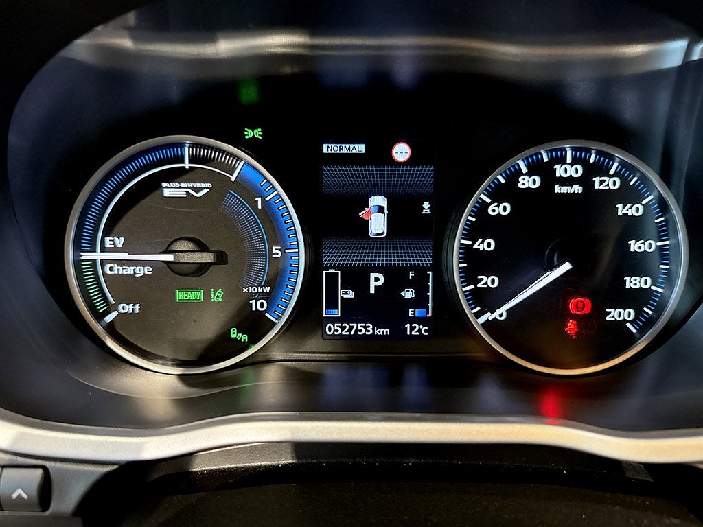 Bild på Mitsubishi Eclipse Cross Business Instyle PHEV 2.4 188hk Aut AWD - EL-STOL,B-KAMERA