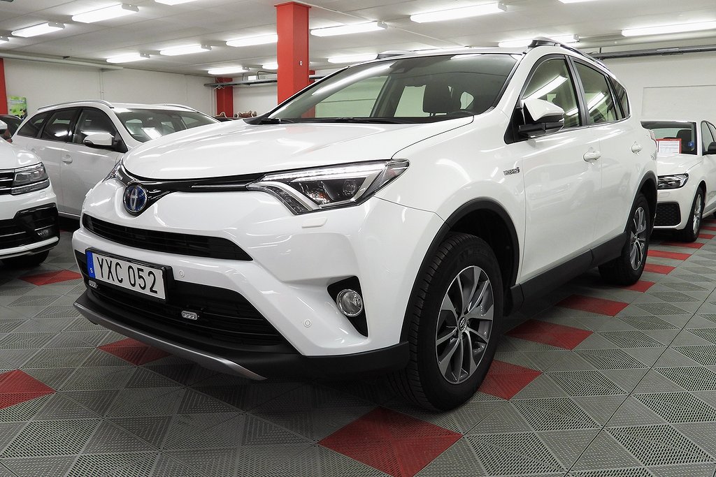 Toyota RAV4 Hybrid E-FOUR 2.5 i-AWD E-CVT Active SoV Hjul 