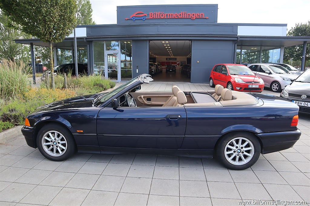 BMW 328 i Convertible 193hk OBS 1 Ägare Svensksåld