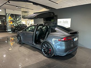 SUV Tesla Model X 6 av 15