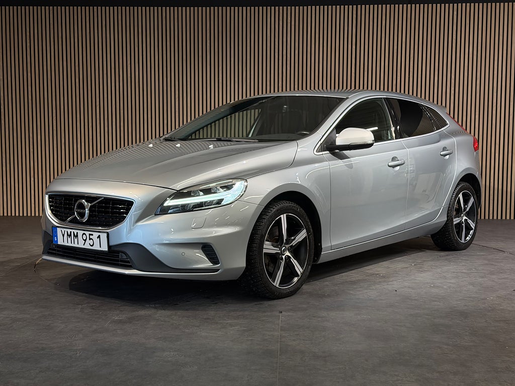 Volvo V40 T3 R-Design /Värmare /Årskatt 976kr /0,48L/m
