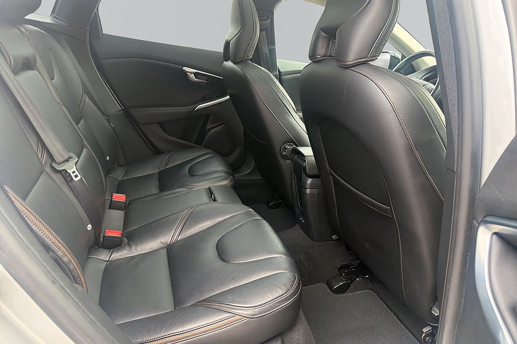 Volvo V40 Cross Country 2017