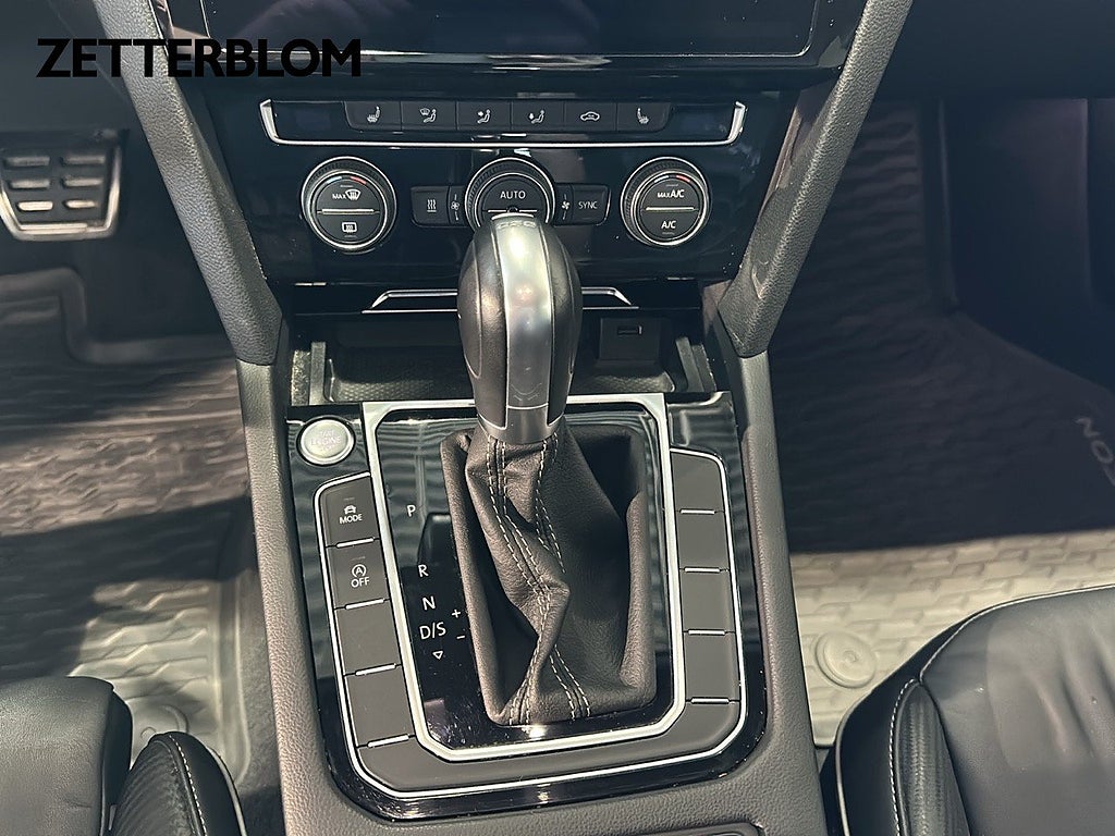 Kombi Volkswagen Arteon 14 av 17