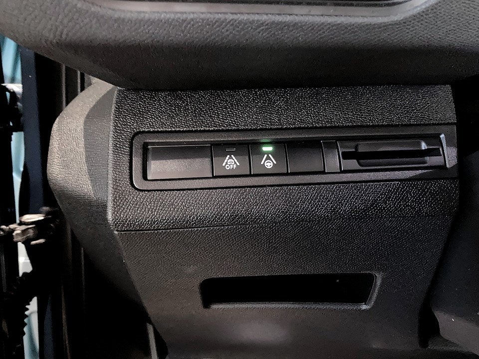 Bild på Peugeot 3008 GT 1.2 PT 130hk Aut - B-KAMERA, CARPLAY
