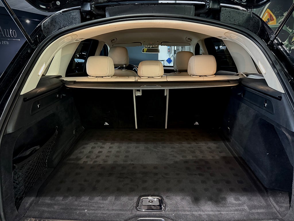 Mercedes-Benz GLC 220 d 4MATIC Exclusive Värmare Läder Drag - bild 20
