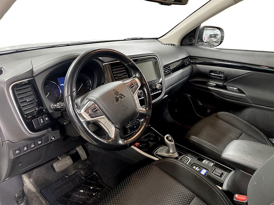 Bild på Mitsubishi Outlander Fleet Edition PHEV CVT 224hk Aut 4WD - B-KAMERA, NAV