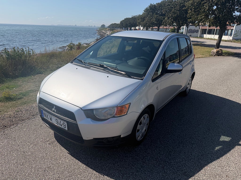 Mitsubishi Colt 5-dörrar 1.3 Automat B-Kamera P-Sensorer