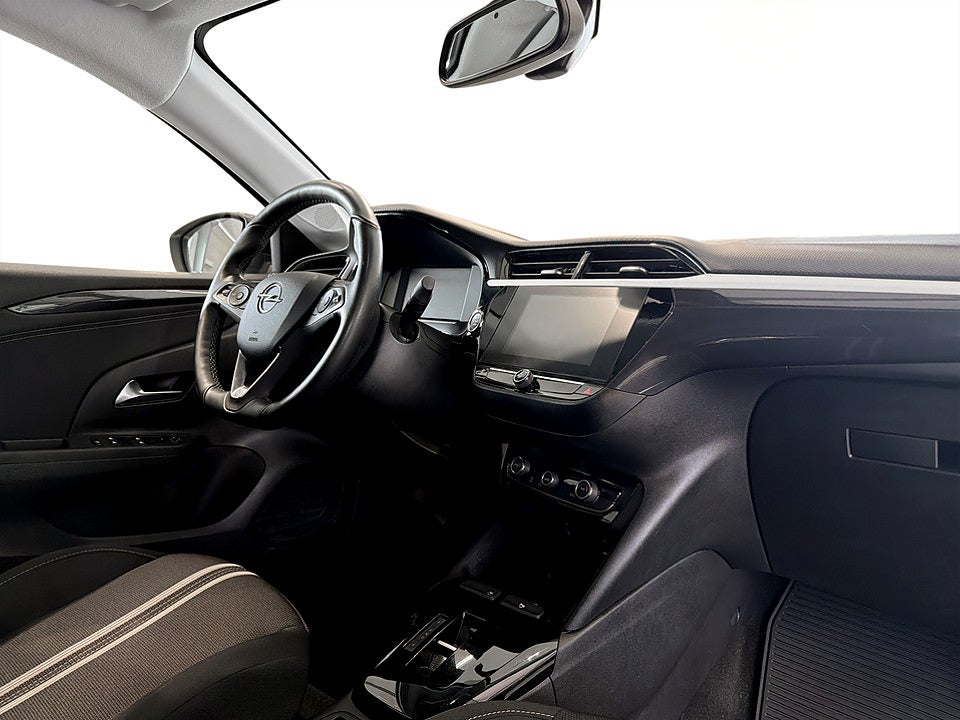 Bild på Opel Corsa-e D&T 50kWh 136hk Aut B-KAMERA CARPLAY