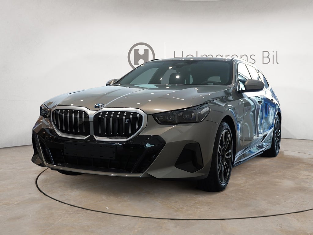 BMW i5 eDrive40 Touring 2,95% ränta M Sport Active Launch Ed Drag