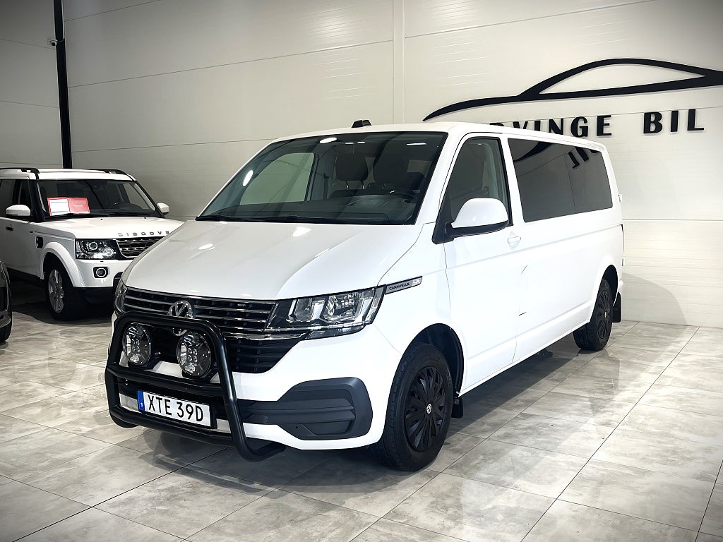 Volkswagen Caravelle 2.0 TDI BMT Comfortline Värmare 9-Sits Drag Navi Euro 6