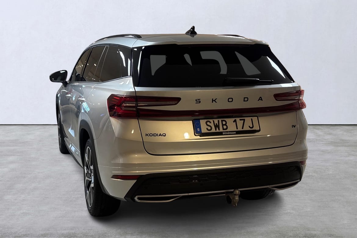 Skoda Kodiaq 1,5 TSI DSG Sportline iV 2025, photo 4/10