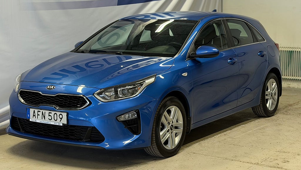Kia Ceed 1.0 T-GDI Action Besiktigad En ägare 