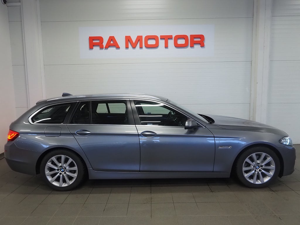 BMW 520d xDrive Touring Steptronic M-Ratt Skinn Dragkrok PDC 2017