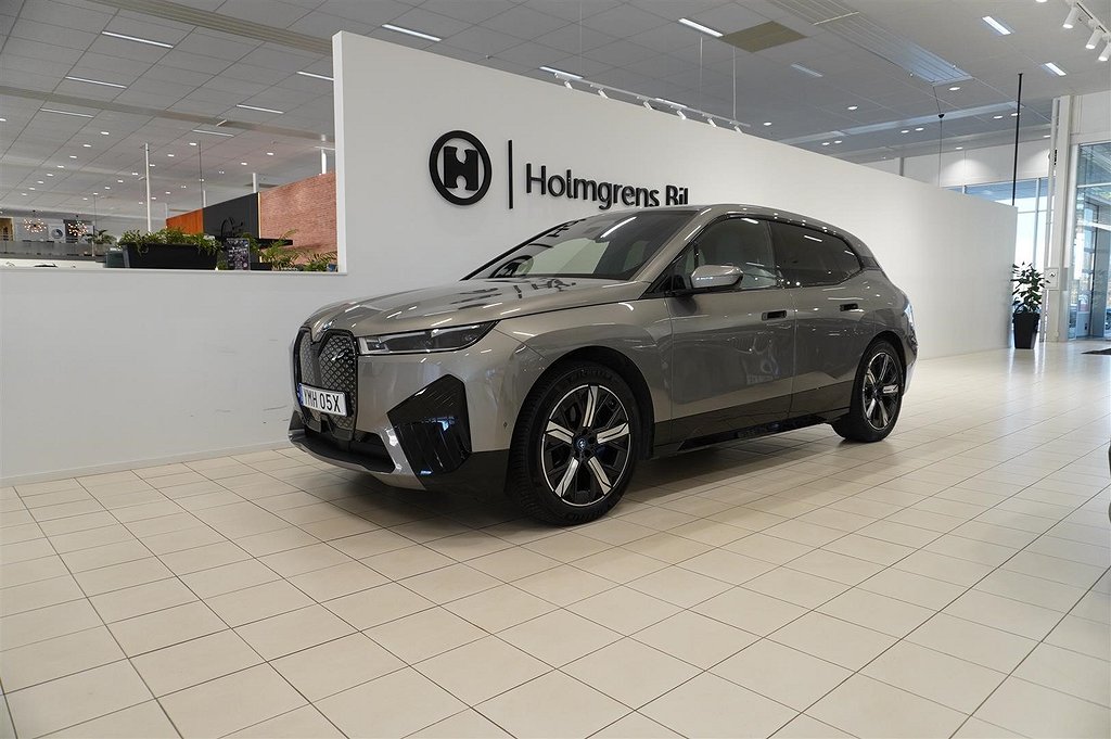 BMW iX xDrive50 Innovation Sport Paket Luftfjädring 2.95%