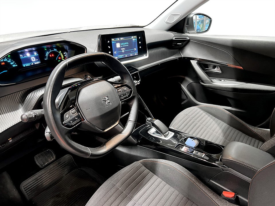 Bild på Peugeot e-2008 Active Pack 50 kWh 136hk Aut P-SENSORER BAK