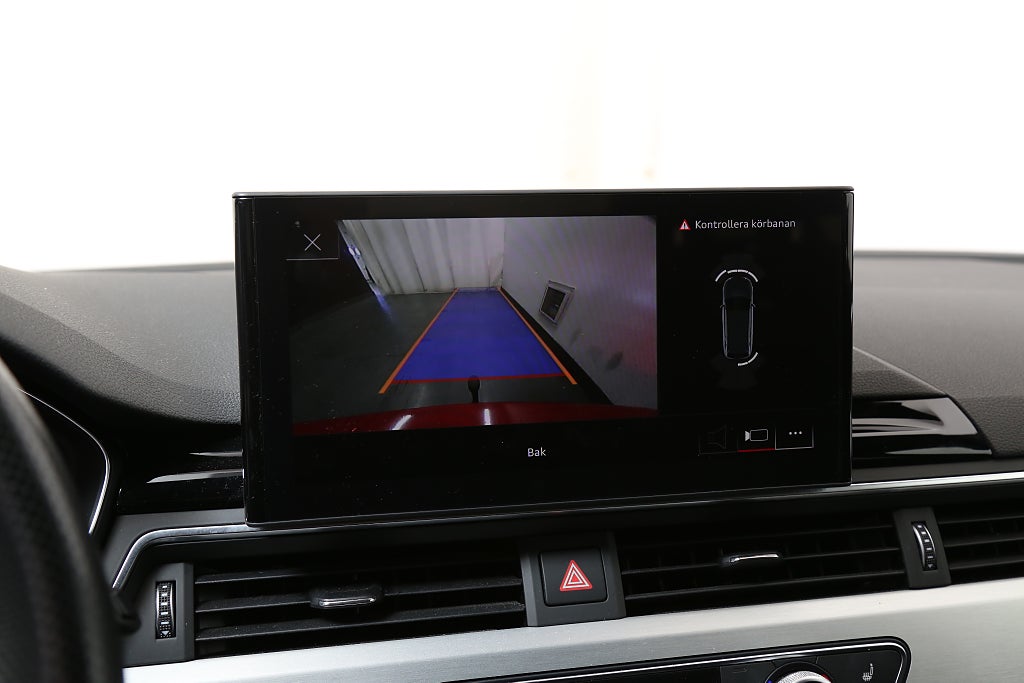 Audi A4 Avant 40 TFSI Quattro S Tronic S Line Värme Drag 2021