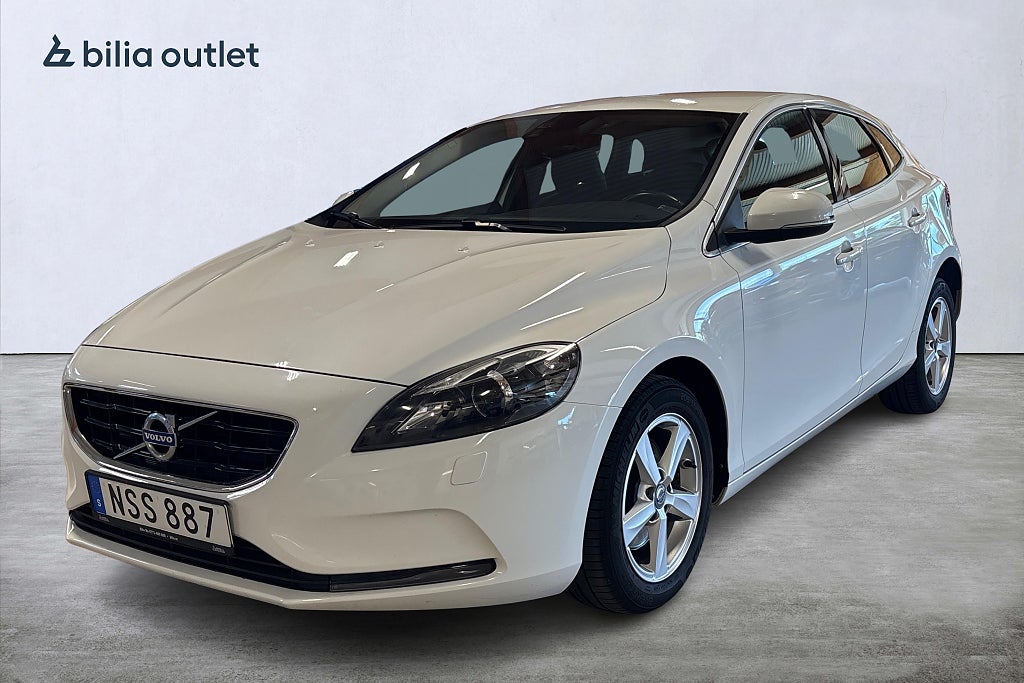 Volvo V40 D2 Your Momentum / 6600mil / Navi / Värmare / 2-brukare