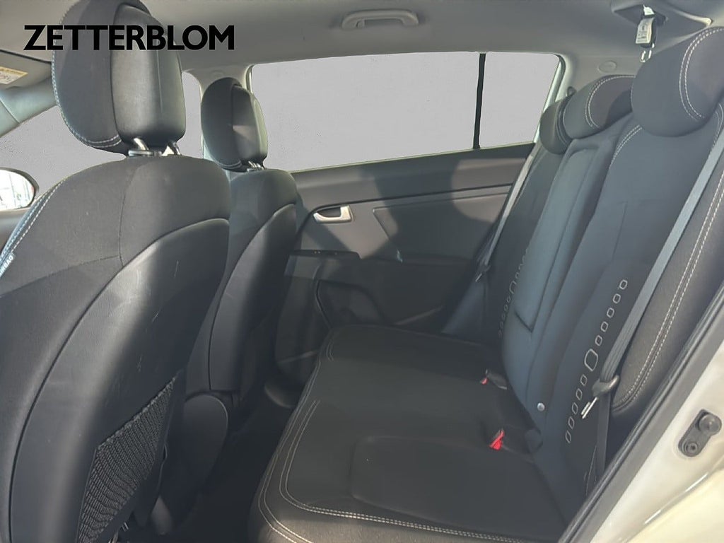 SUV Kia Sportage 9 av 14