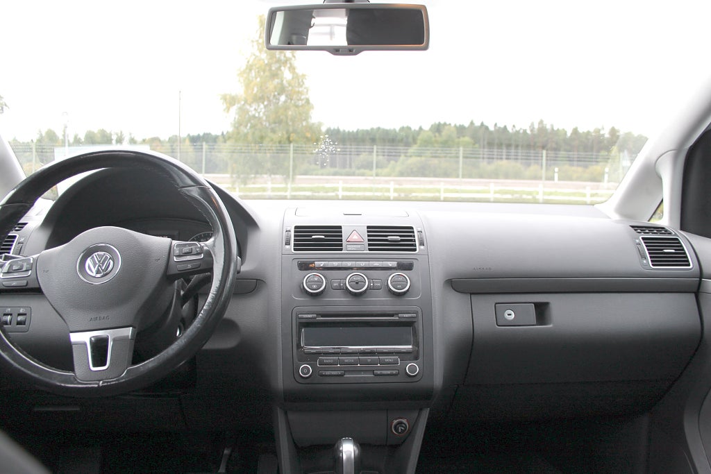 Volkswagen Touran 2013 - miniatyr 7